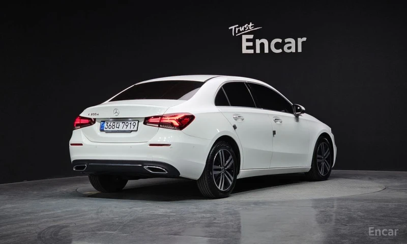 Mercedes-Benz A 200, снимка 2 - Автомобили и джипове - 53288019