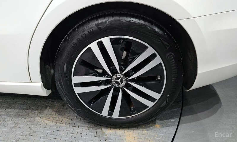 Mercedes-Benz A 200, снимка 5 - Автомобили и джипове - 53288019