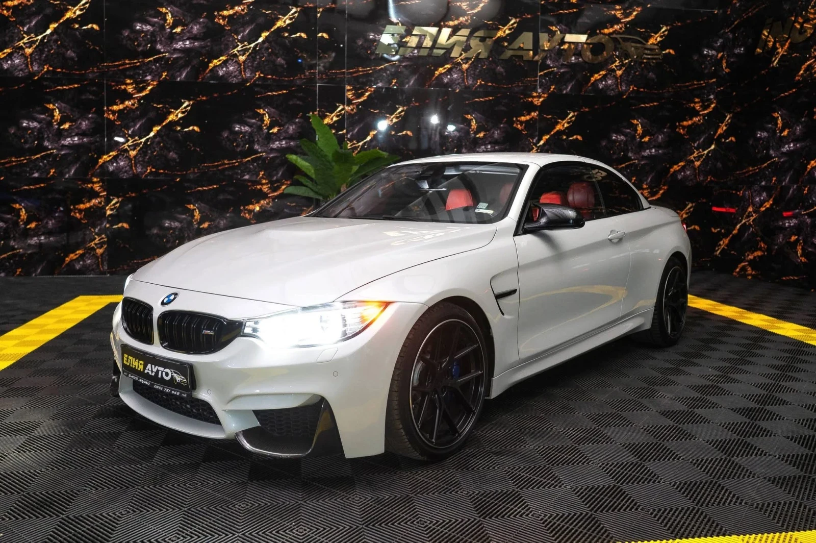 BMW M4 CABRIO CARBON РЯДКА КОЖА H&K ЛИЗИНГ 100%, снимка 1