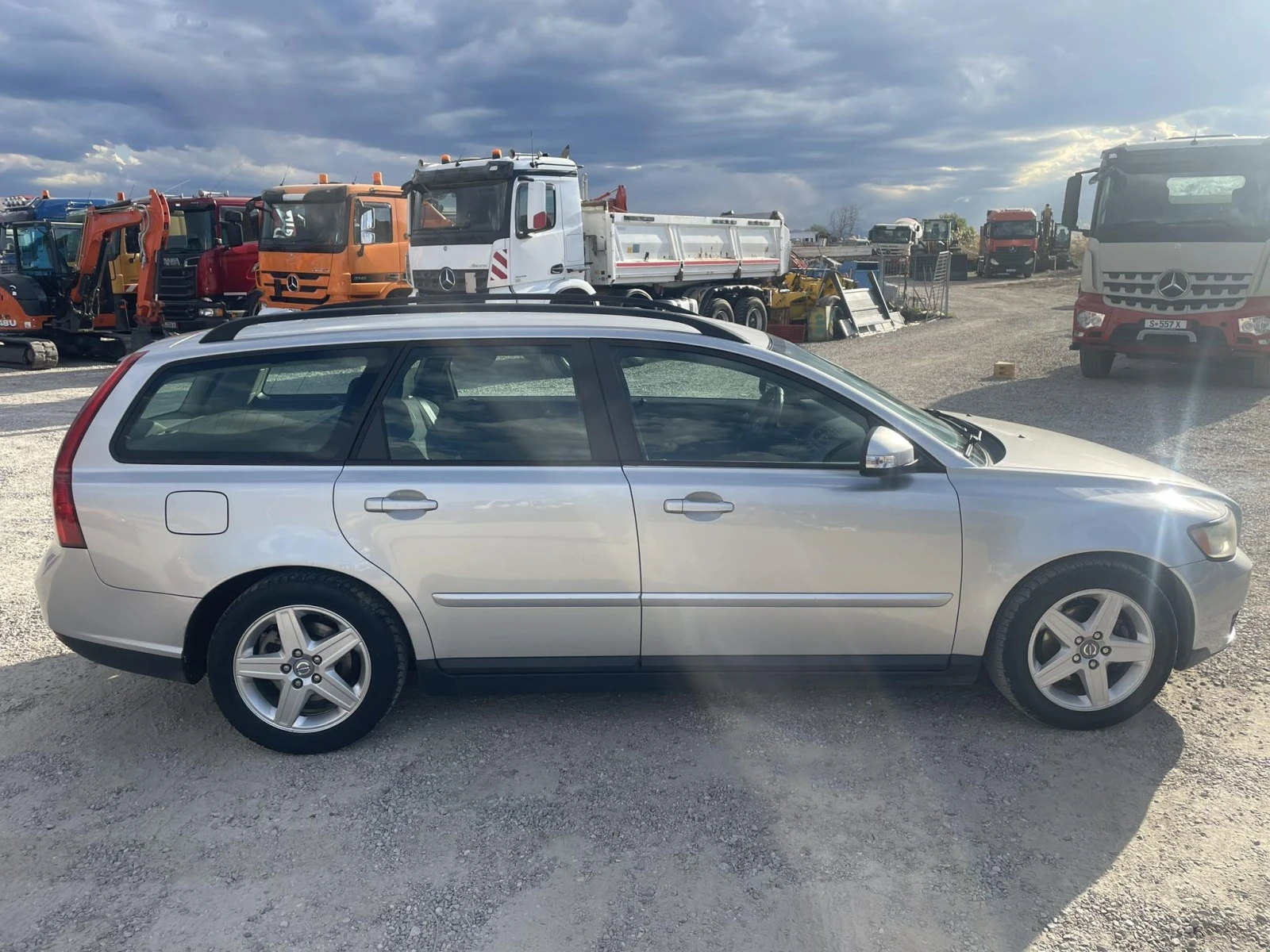 Volvo V50 1.6D - изображение 5