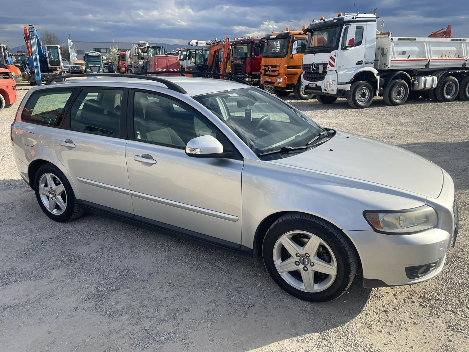 Volvo V50 1.6D - изображение 3