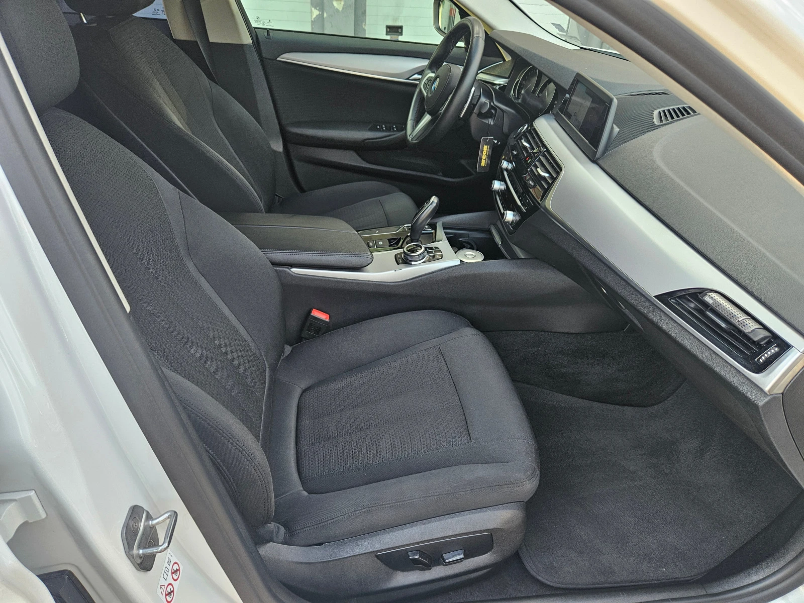 BMW 530 d/xDrive/M-Sport | Mobile.bg   14