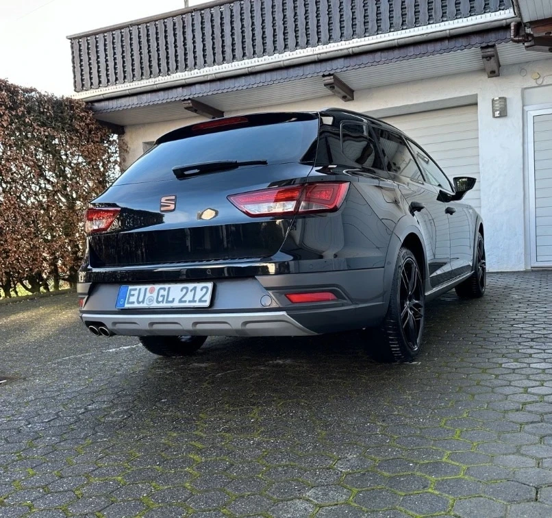 Seat Leon ST X-perience, 4drive, LED, DSG, Pano, Alcantara - изображение 4