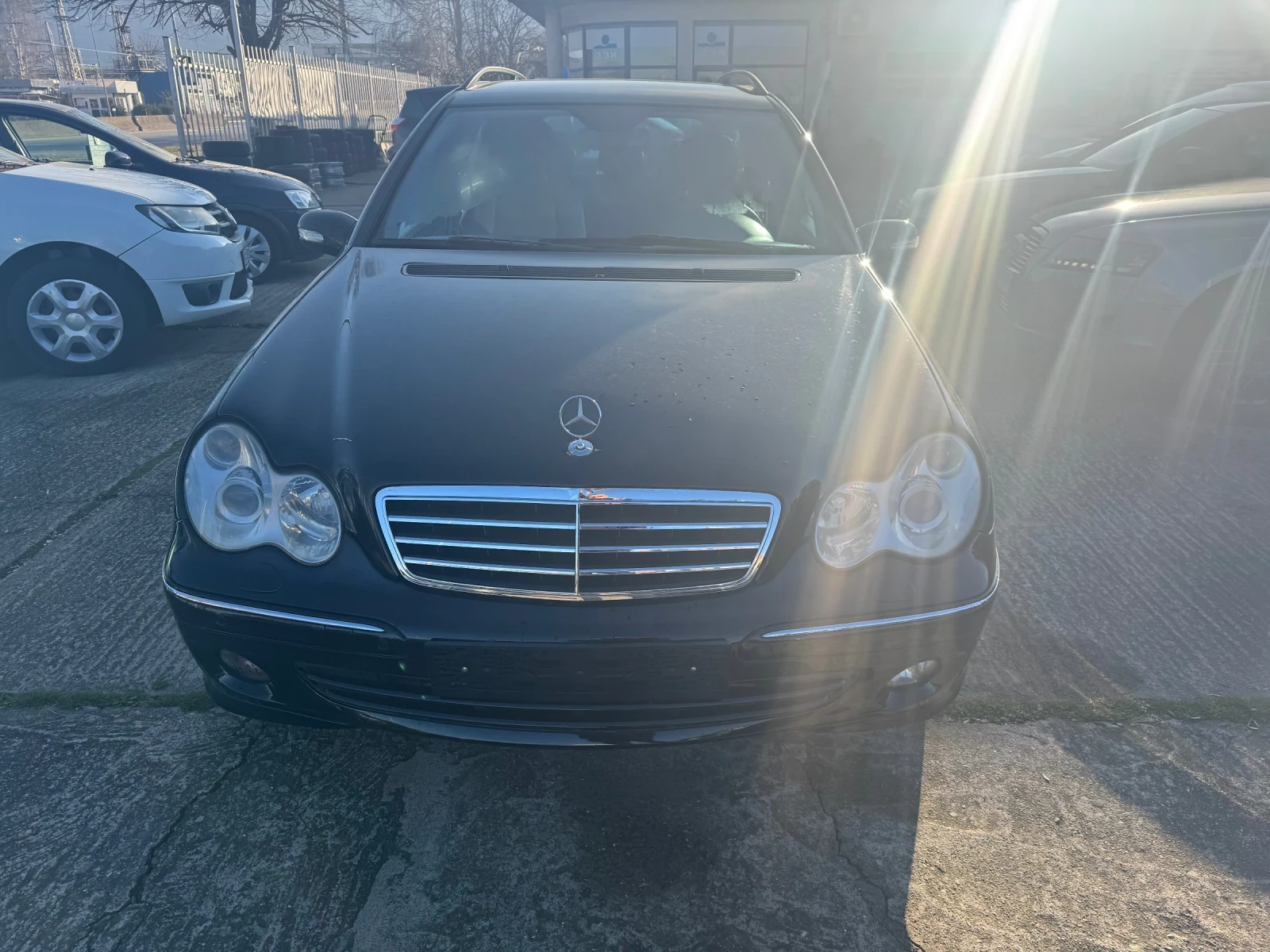 Mercedes-Benz C 220 2.2 Италия - изображение 2