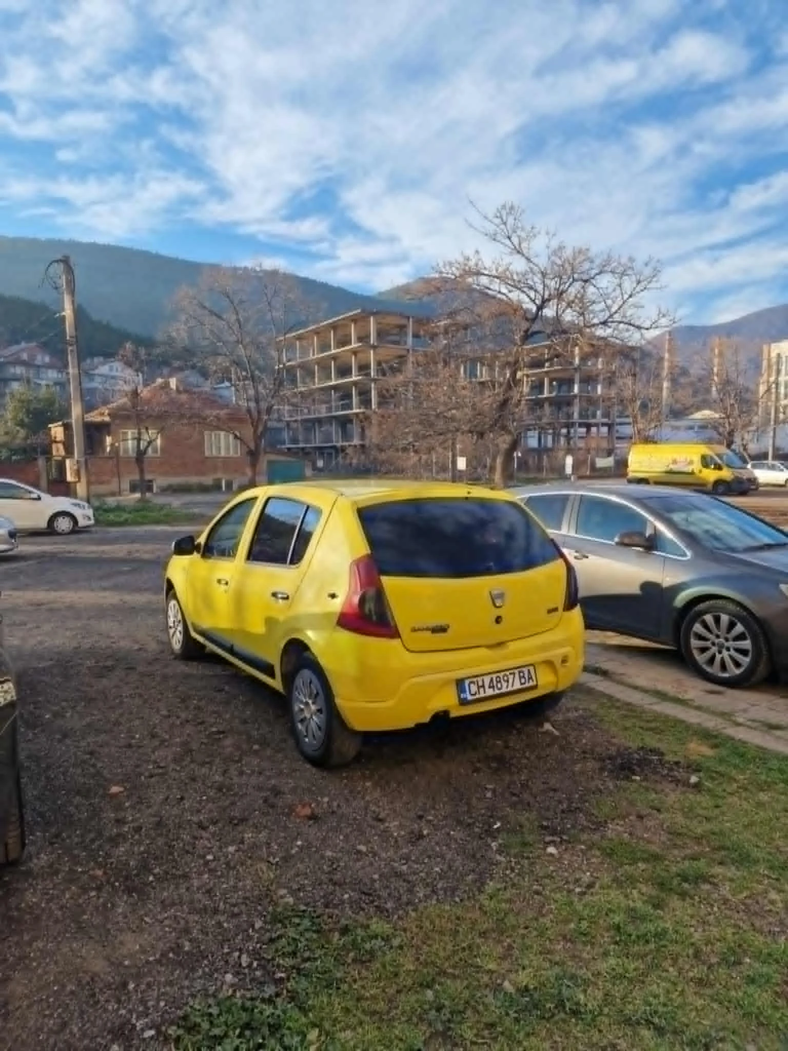 Dacia Sandero  - изображение 5