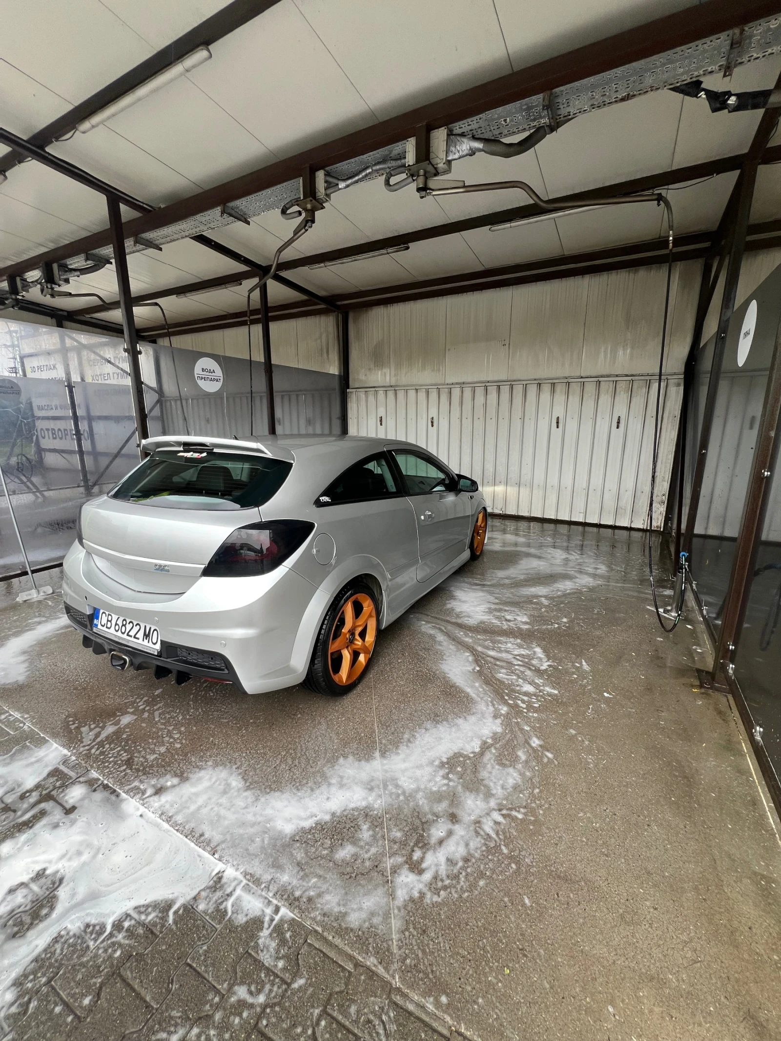 Opel Astra GTC - изображение 10