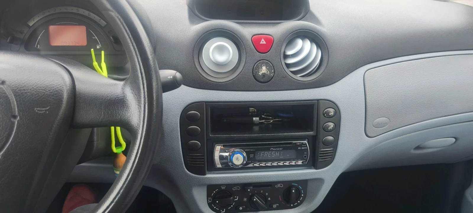 Citroen C3 1.4 бензин  - изображение 9