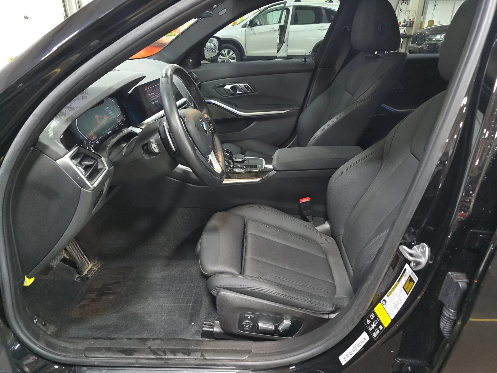 BMW 330 DISTRONIC, HEAD UP, AMBIENT, H/K, LANEASSIST, REM. | Mobile.bg   7