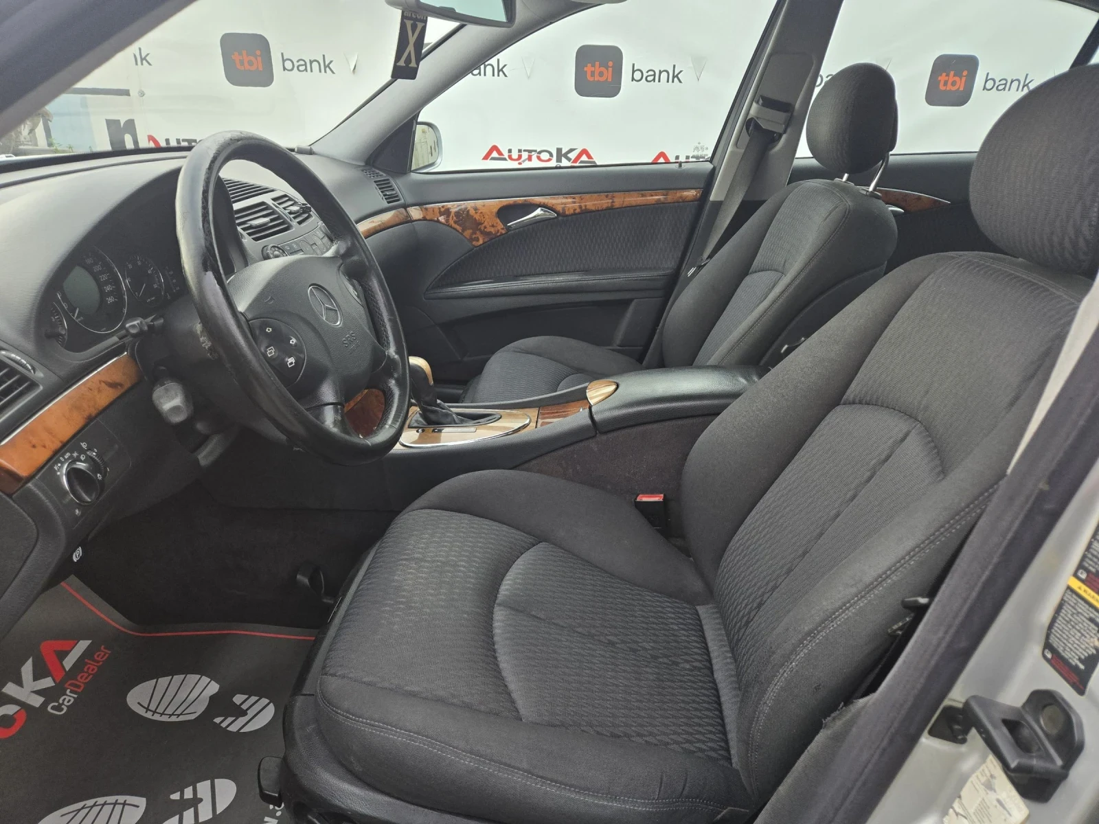 Mercedes-Benz E 220 2.2CDI-150кс= АВТОМАТ= НАВИ= КАМЕРА= ШИБЕДАХ - изображение 7