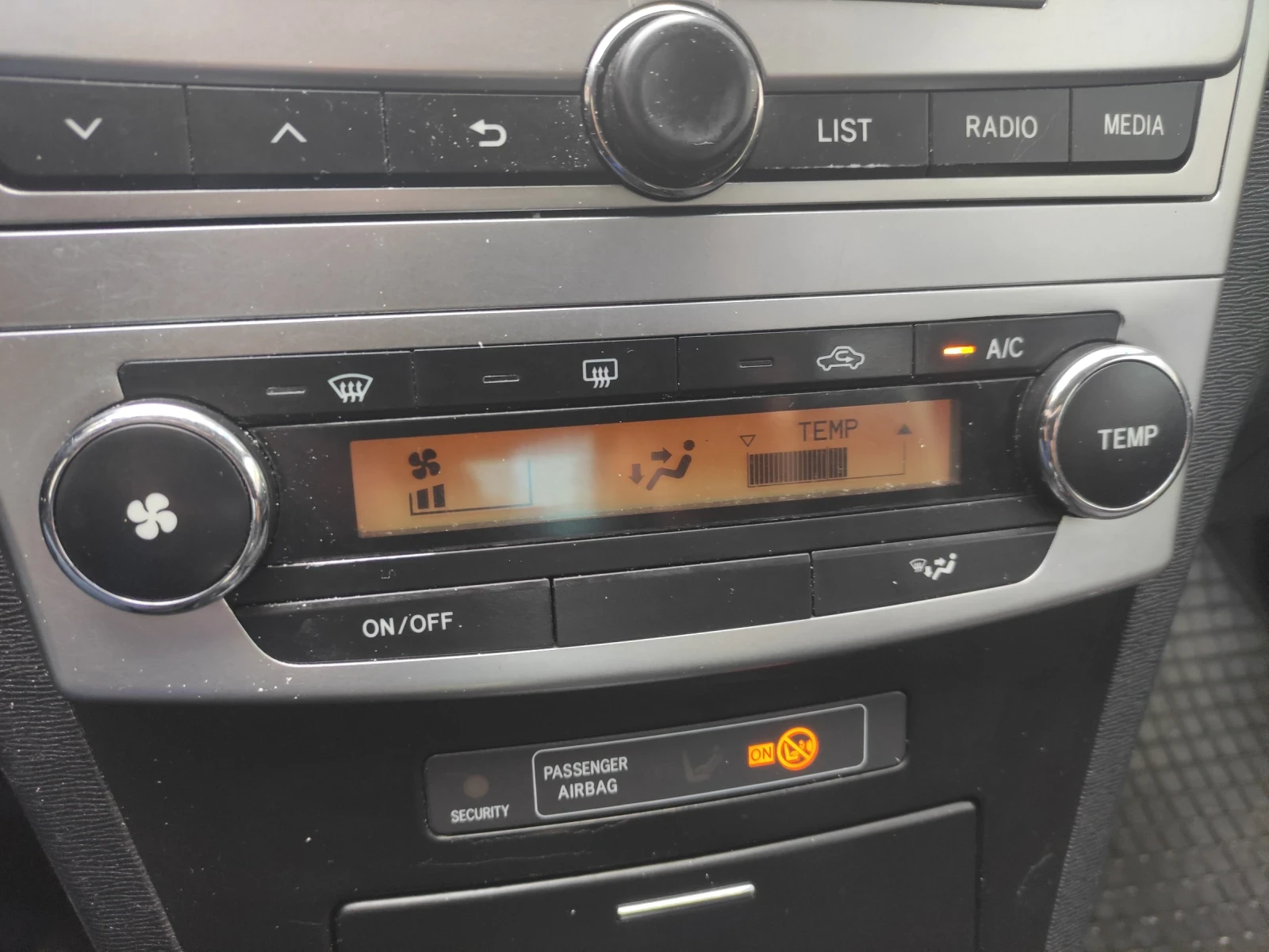 Toyota Avensis �������� / ����� / ��� | Mobile.bg � ����������� 8