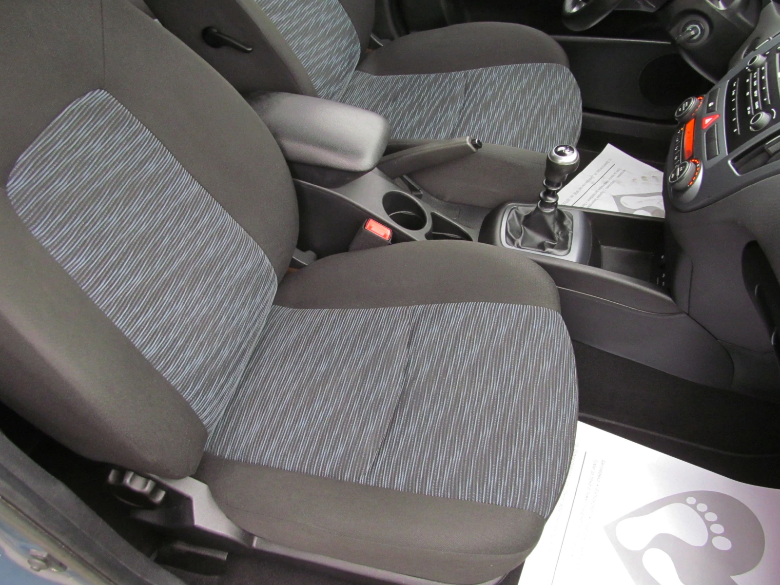 Kia Ceed 1.6i-CVVT/MOTION/ПОДХОДЯЩ ЗА ГАЗИФИЦИРАНЕ - изображение 10