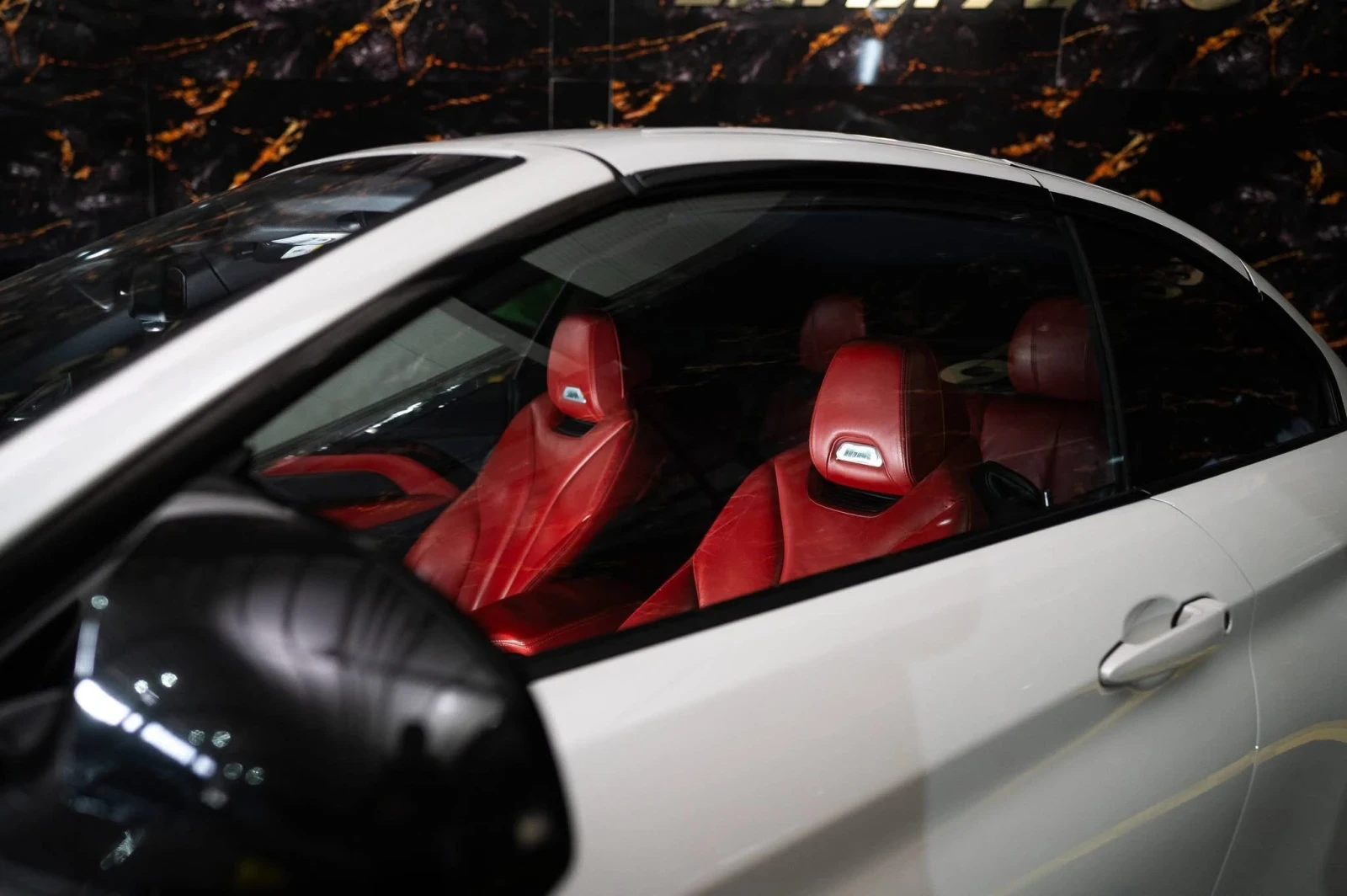 BMW M4 CABRIO CARBON РЯДКА КОЖА H&K ЛИЗИНГ 100% - изображение 2