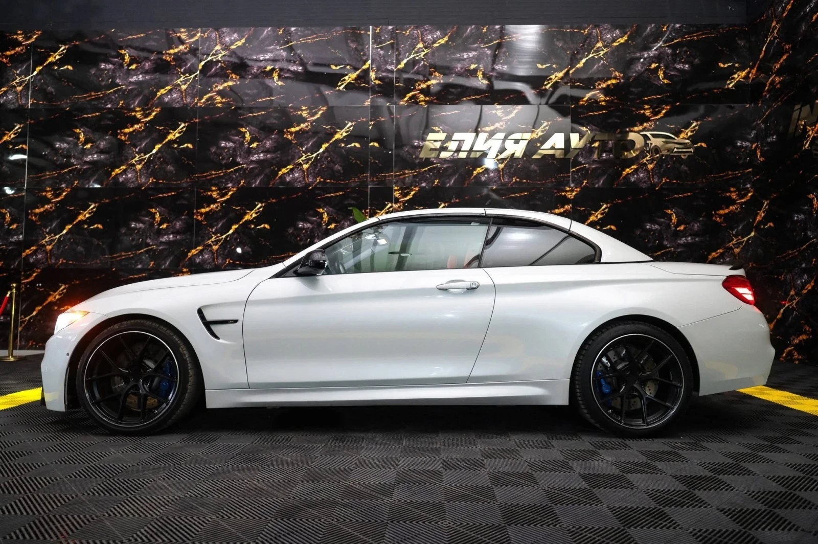 BMW M4 CABRIO CARBON РЯДКА КОЖА H&K ЛИЗИНГ 100% - изображение 10