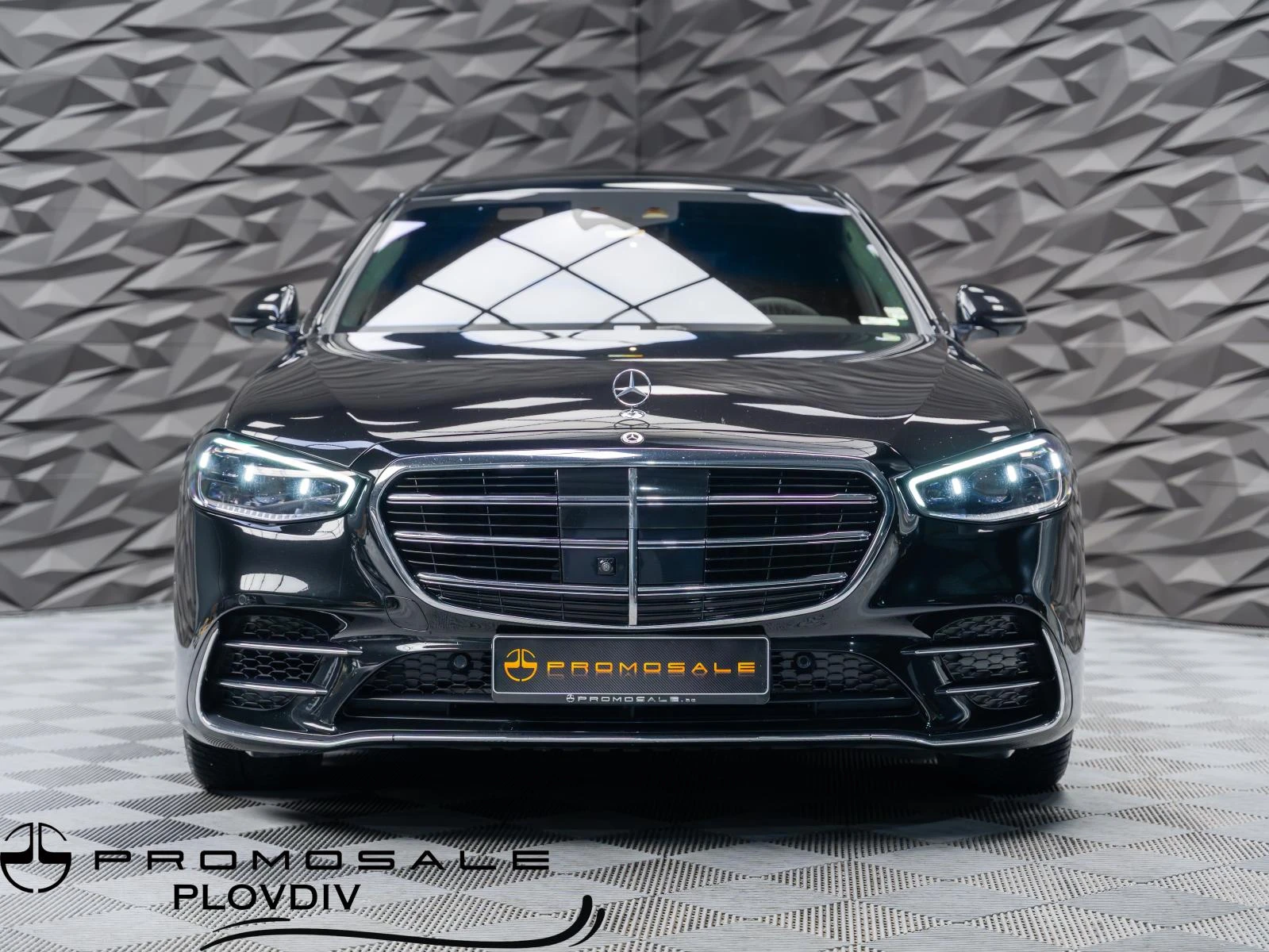Mercedes-Benz S 580 4MATIC* PANO* HUD* Масаж* Burm* Long* Обдухв* DIGI - изображение 2