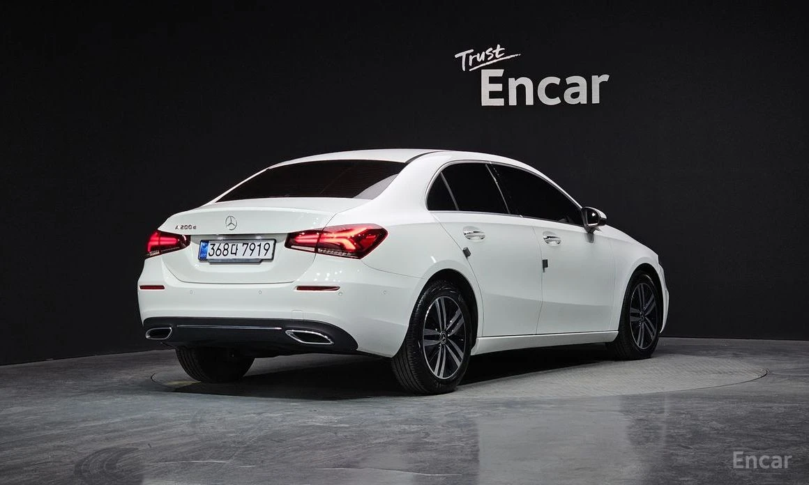 Mercedes-Benz A 200  - изображение 2