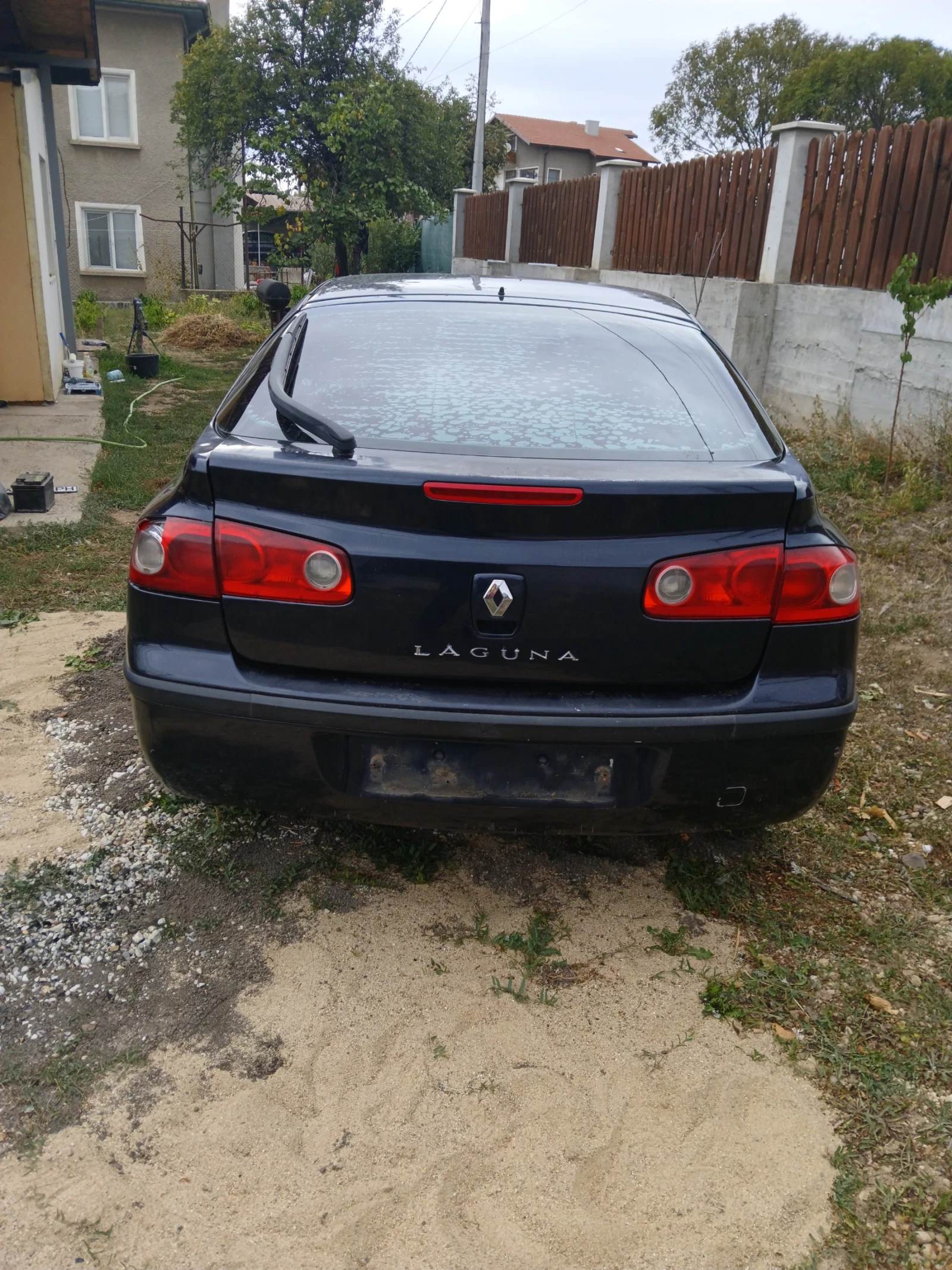 Renault Laguna 2.0i, снимка 3 - Автомобили и джипове - 53568868