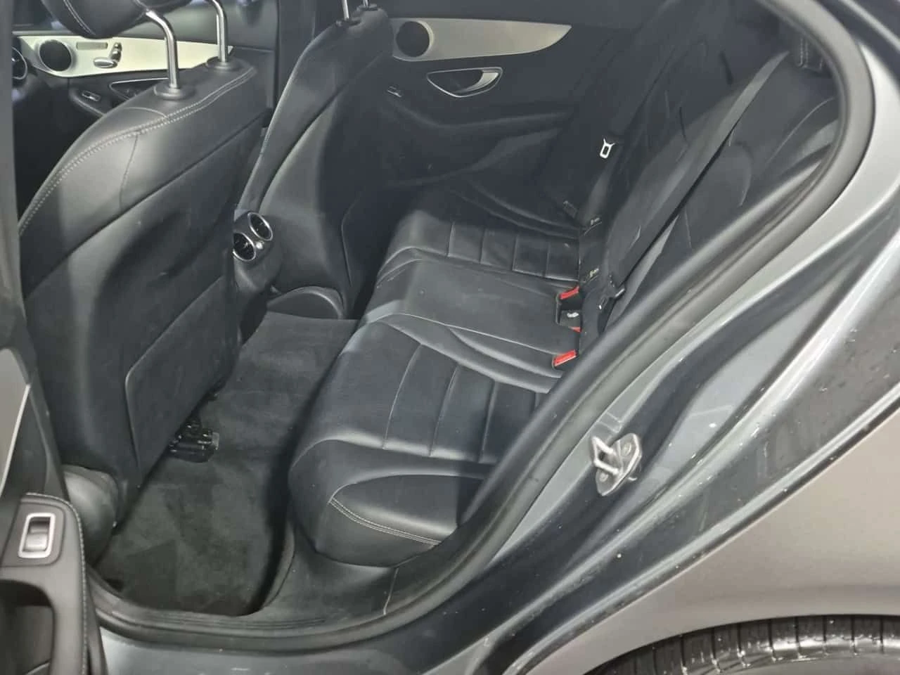 Mercedes-Benz C 300 * CARFAX * ПОДГРЕВИ* 360 КАМЕРА * , снимка 11 - Автомобили и джипове - 53774975