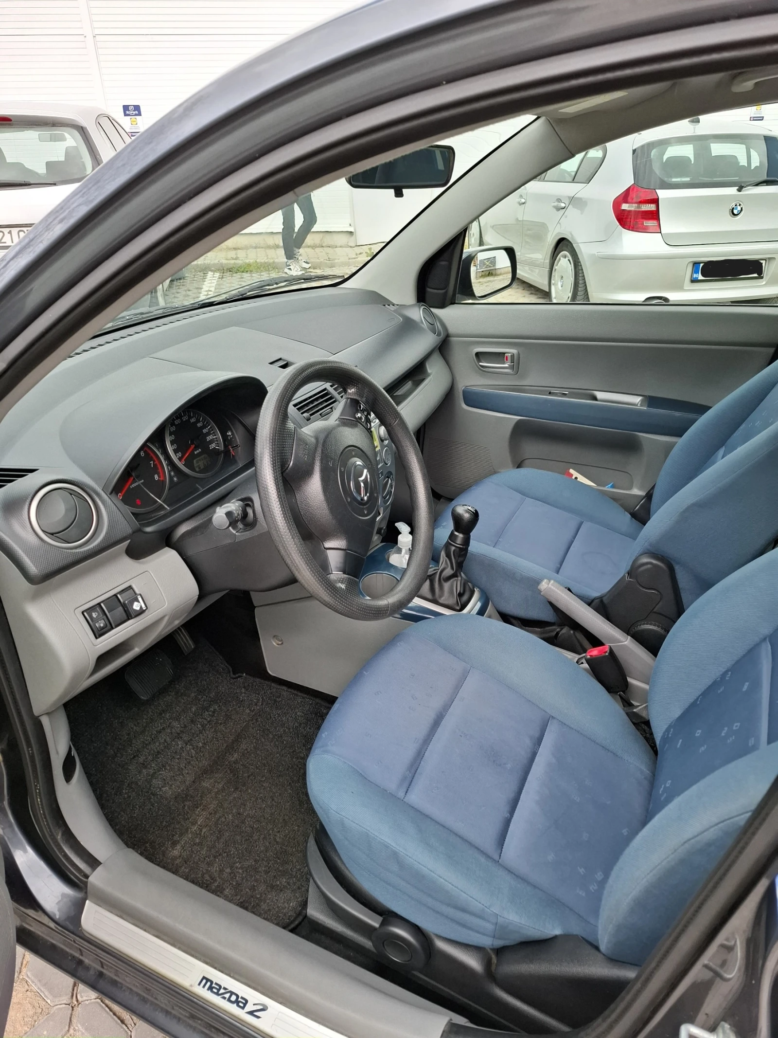 Mazda 2, снимка 8 - Автомобили и джипове - 53938921