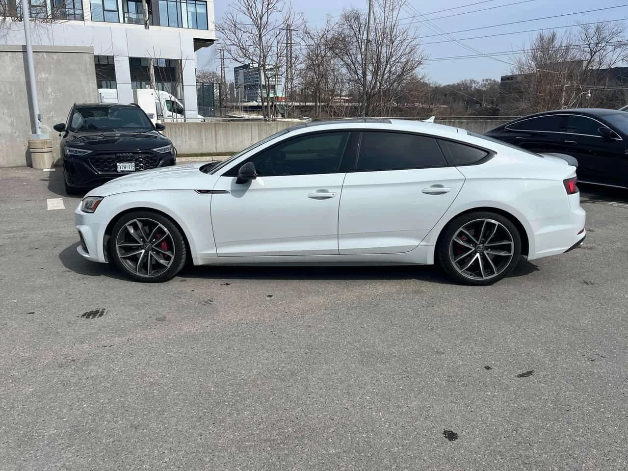 Audi S5 Technik/CARFAX/DIS/360/PANO/ОТ AUDI, снимка 2 - Автомобили и джипове - 53980889