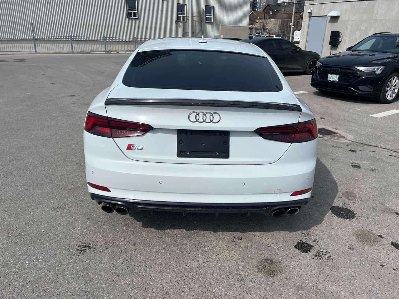 Audi S5 Technik/CARFAX/DIS/360/PANO/ОТ AUDI, снимка 4 - Автомобили и джипове - 53980889