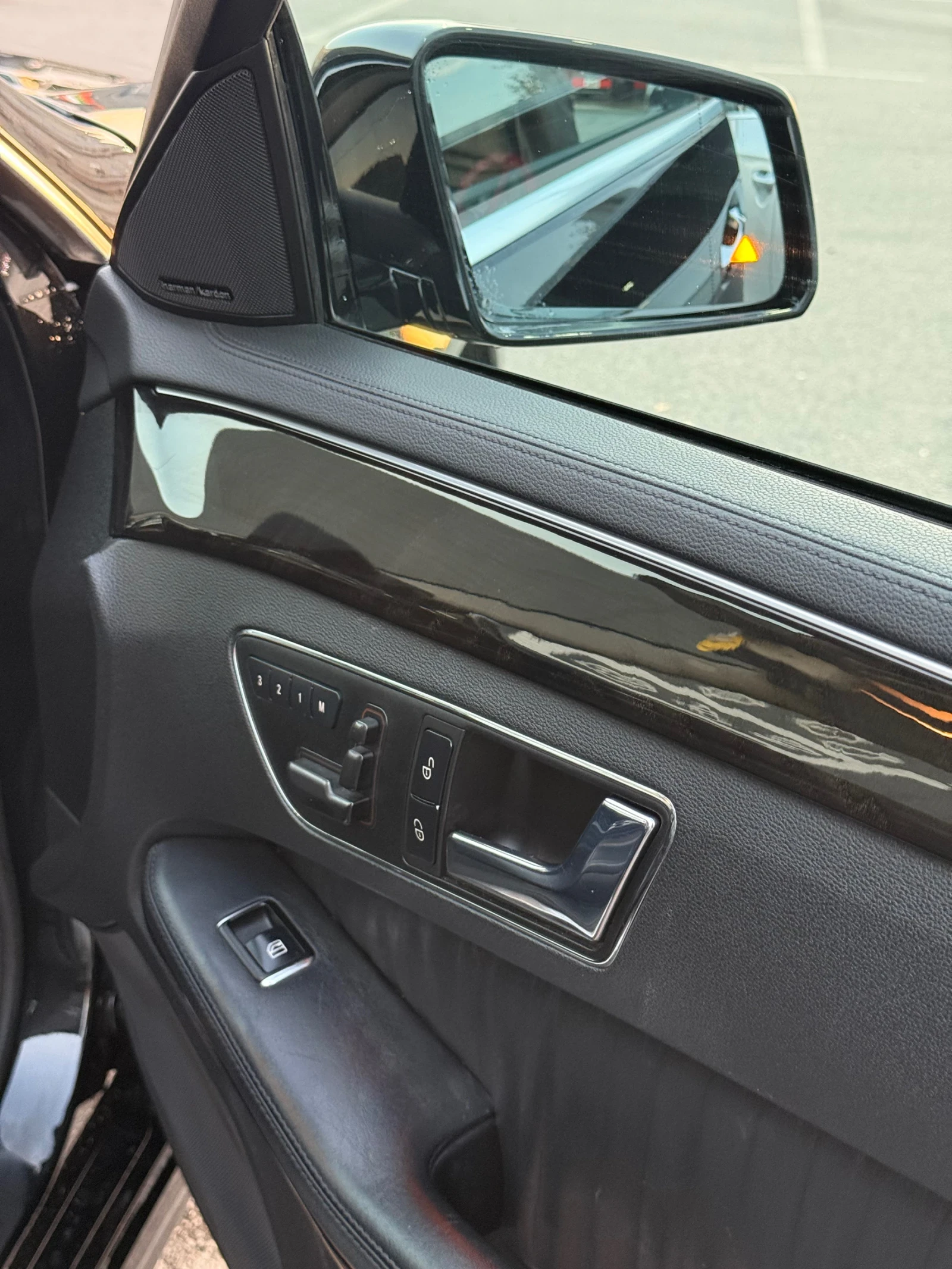 Mercedes-Benz E 350, снимка 14 - Автомобили и джипове - 54399837