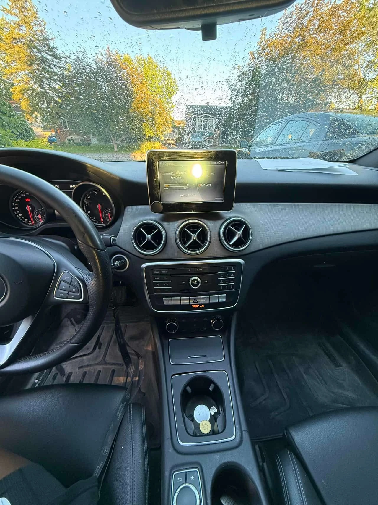 Mercedes-Benz CLA 250 4MATIC * ПАНОРАМА* ПОДГРЕВИ* КАМЕРА* , снимка 8 - Автомобили и джипове - 54848392