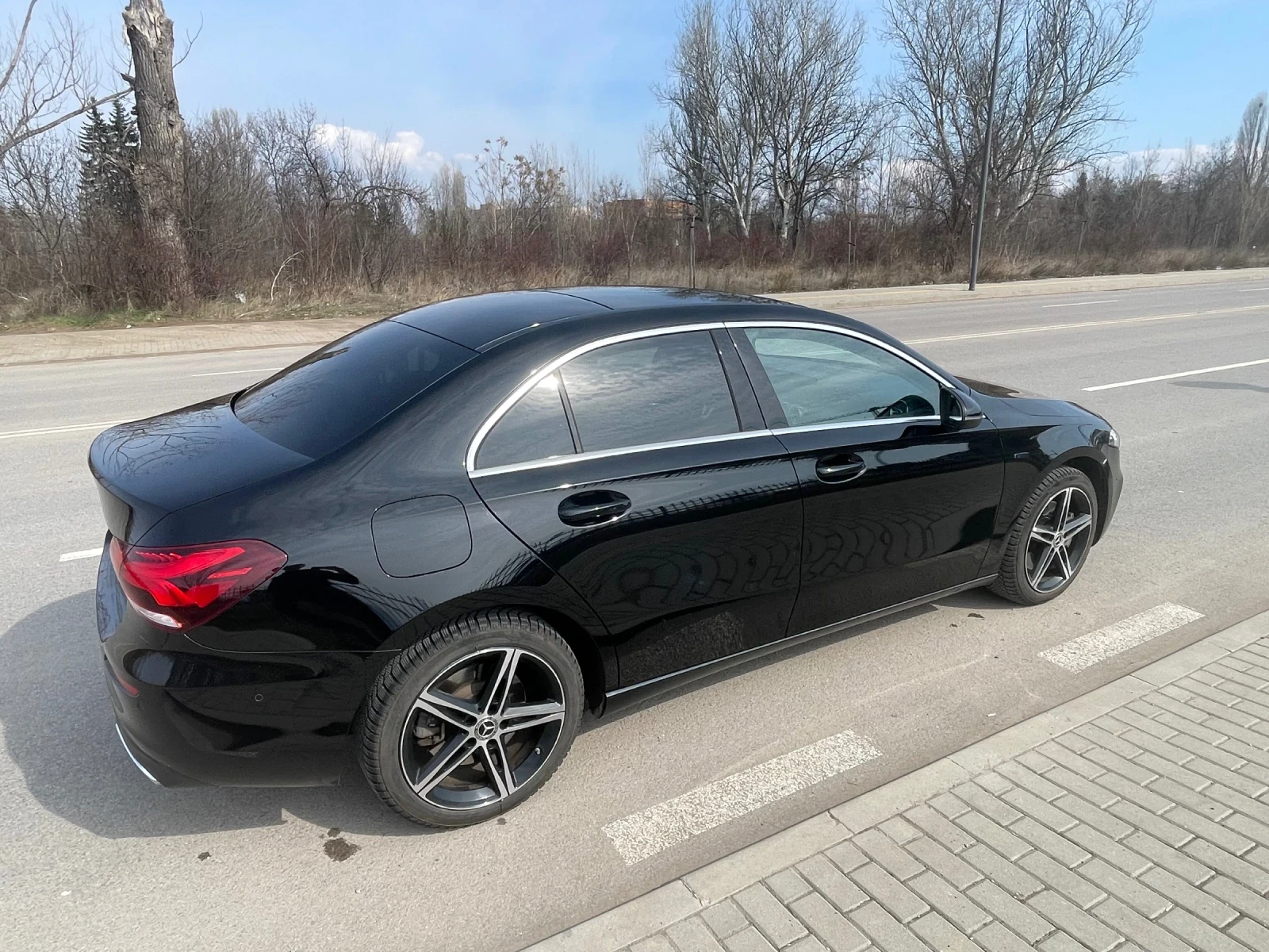 Mercedes-Benz A 250 e, снимка 13 - Автомобили и джипове - 55155462