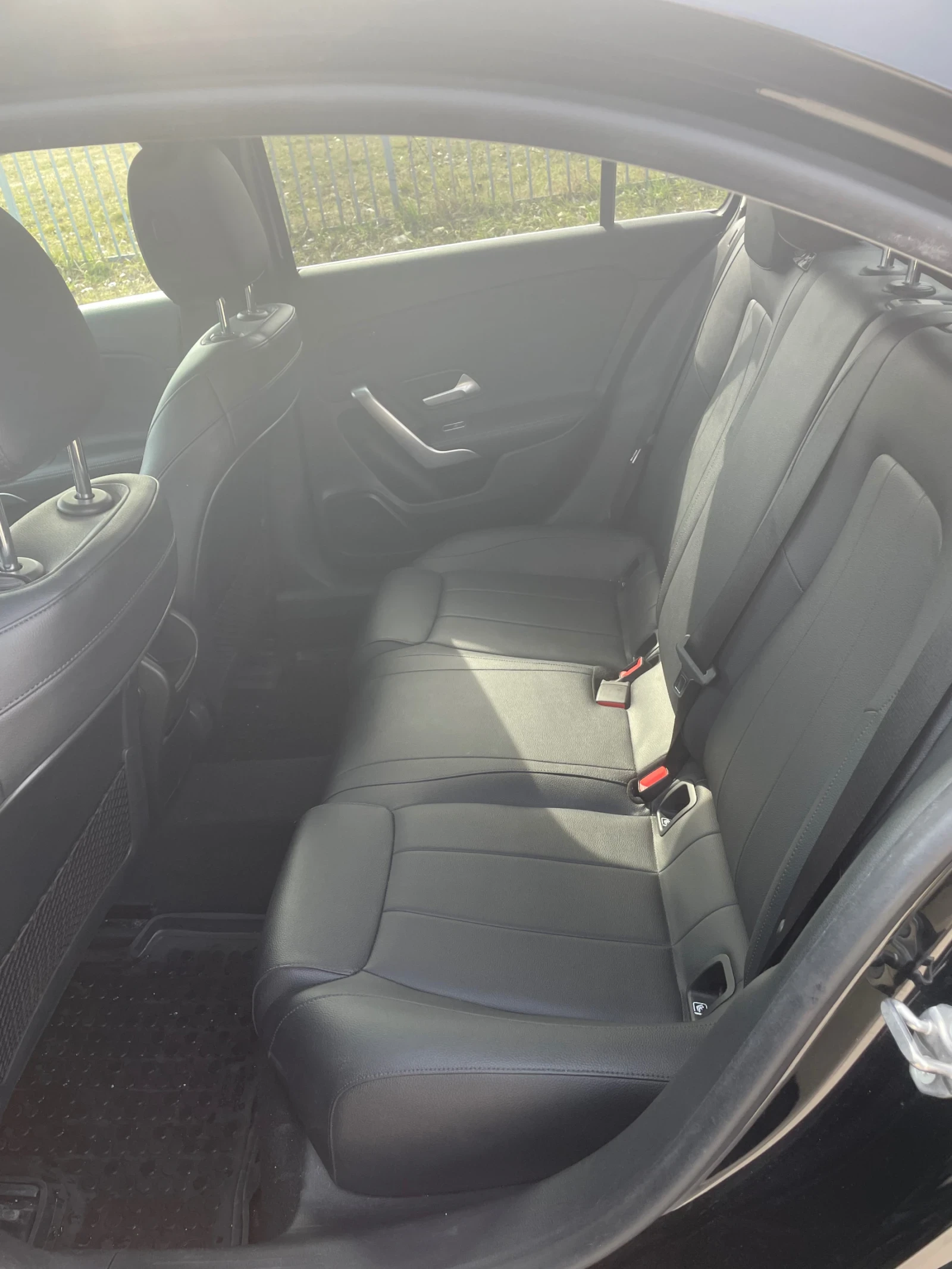 Mercedes-Benz A 250 e, снимка 8 - Автомобили и джипове - 55155462