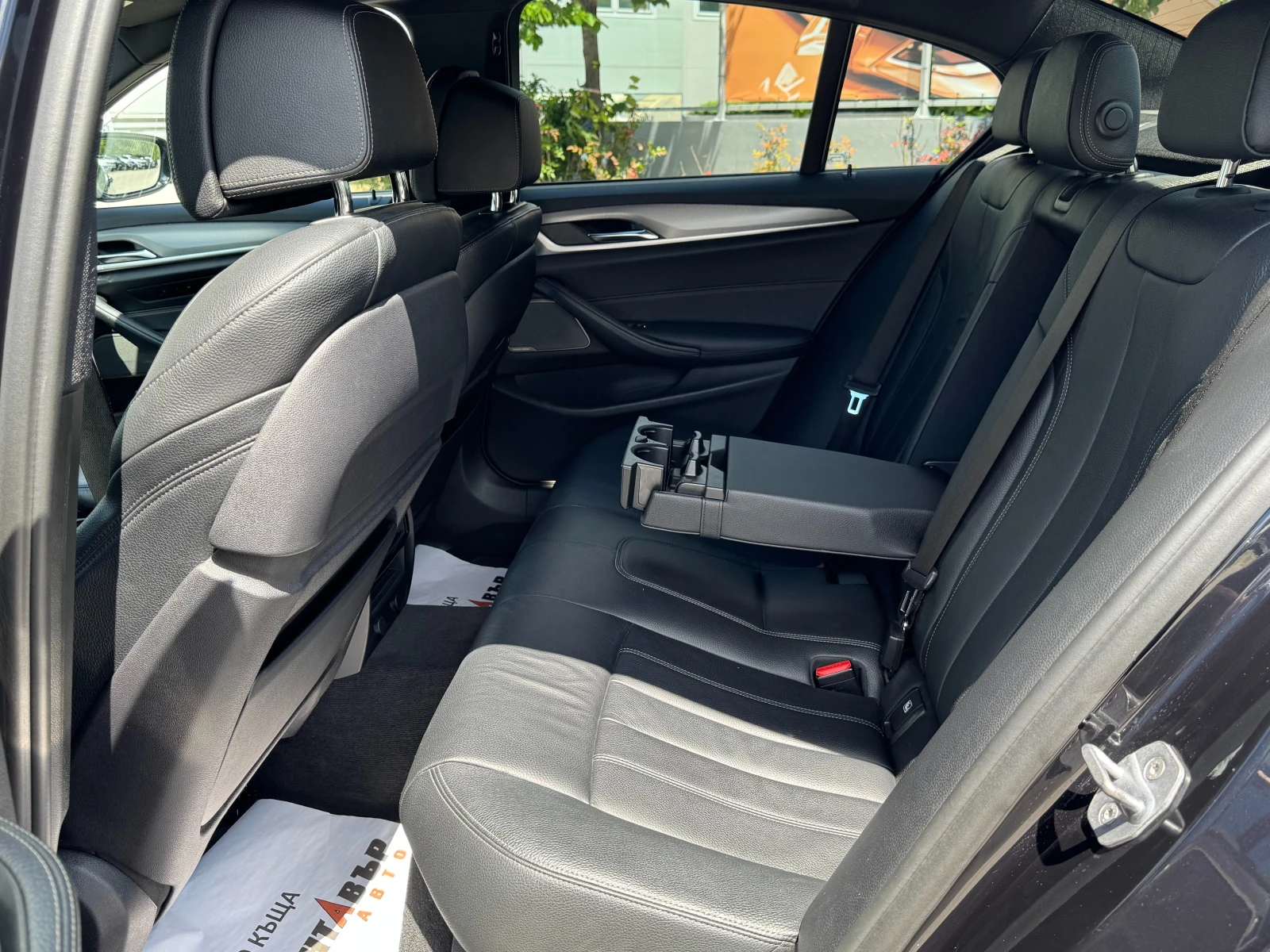 BMW 530 3.0d 265 к.с./Xdrive/ГАРАНЦИЯ, снимка 16 - Автомобили и джипове - 55278118