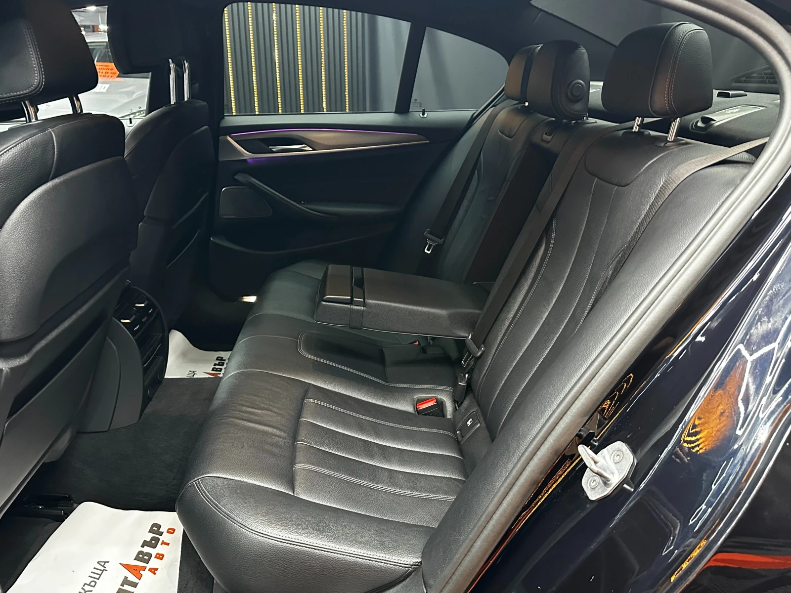 BMW 530 Facelift/Xdrive/DIGITAL/ГАРАНЦИЯ, снимка 9 - Автомобили и джипове - 55278118