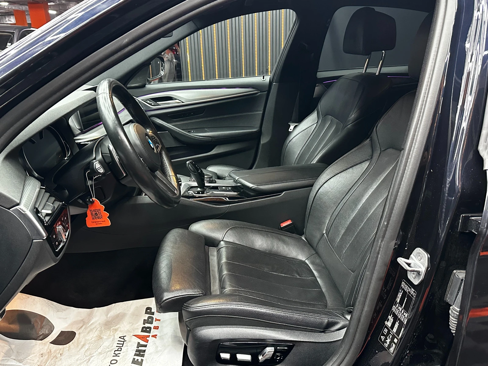 BMW 530 Facelift/Xdrive/DIGITAL/ГАРАНЦИЯ, снимка 8 - Автомобили и джипове - 55278118