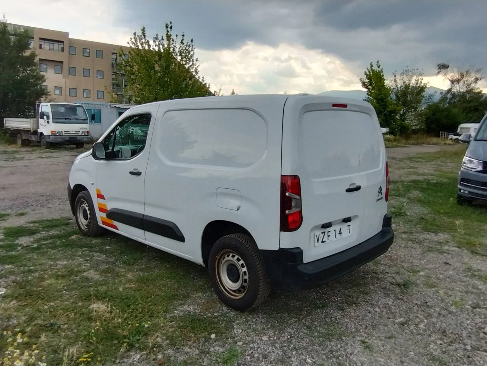 Citroen Berlingo 1.5 HDI , снимка 5 - Автомобили и джипове - 55326301