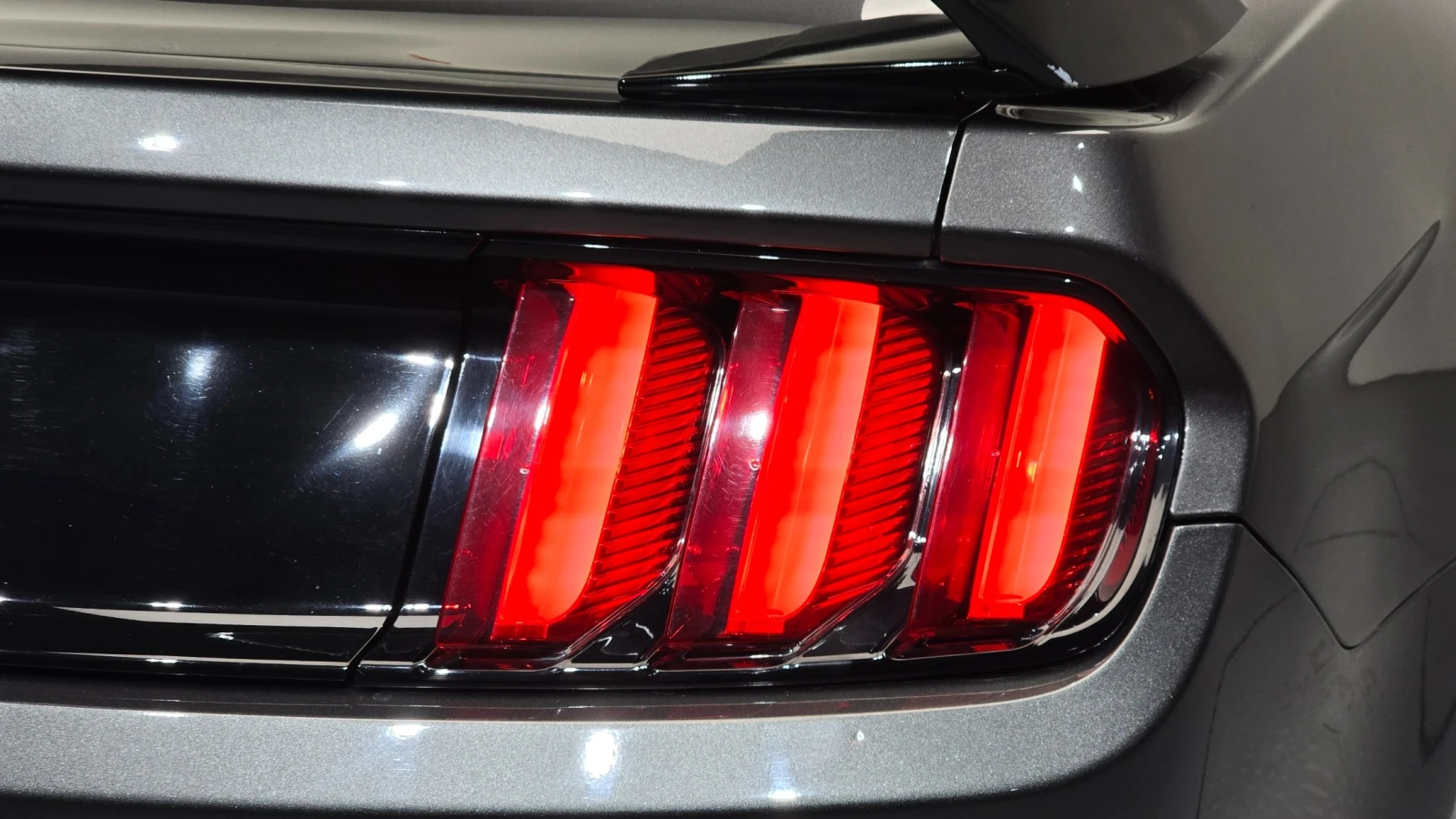 Ford Mustang, снимка 6 - Автомобили и джипове - 55537969
