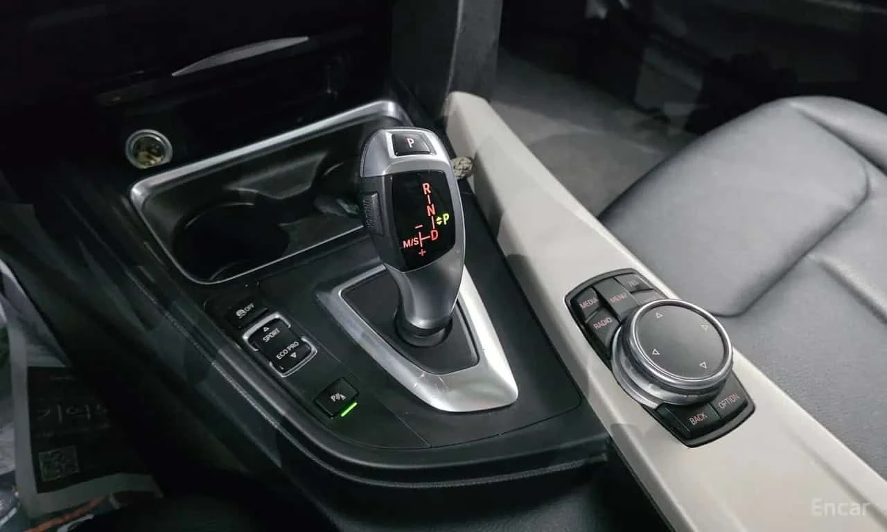 BMW 320 КРАЙНА ЦЕНА ДО БЪЛГАРИЯ * АВТОКРЕДИТ, снимка 9 - Автомобили и джипове - 55571783