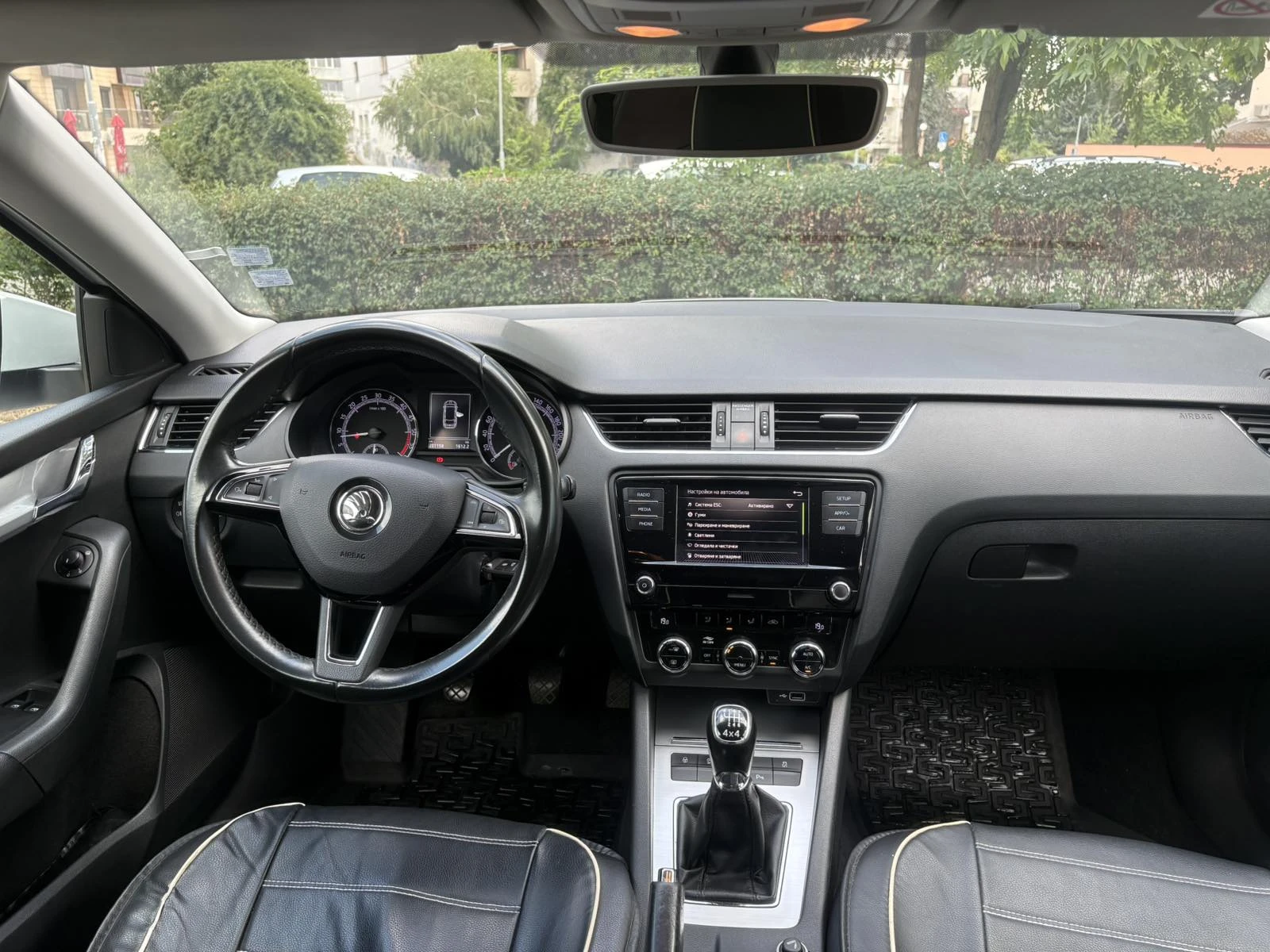 Skoda Octavia, снимка 7 - Автомобили и джипове - 55597944