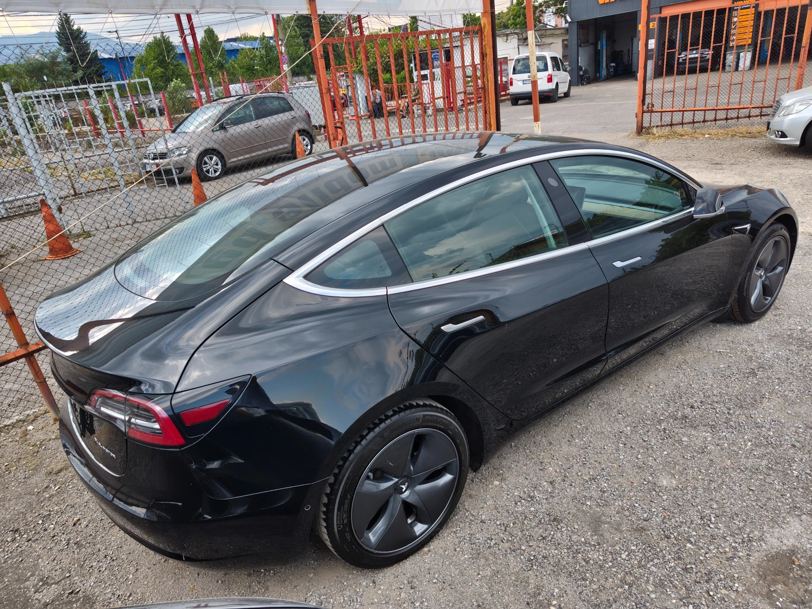 Tesla Model 3 LONG RANGE !!4х4 !! Швейцария !!!, снимка 6 - Автомобили и джипове - 55789735