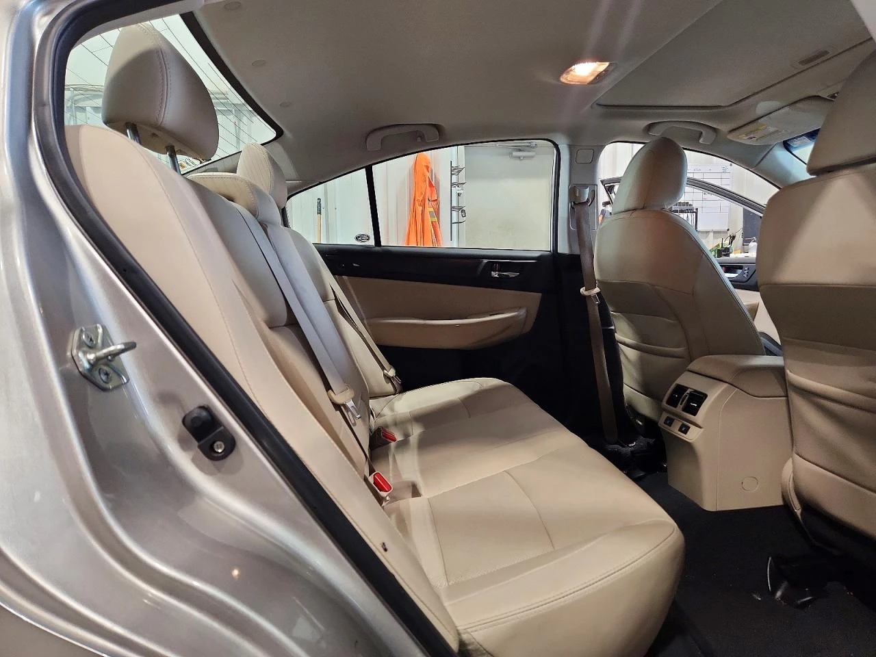 Subaru Legacy 2.5l 2.5I Limited, снимка 10 - Автомобили и джипове - 56145238