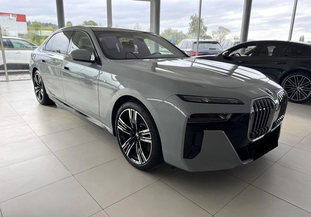 BMW i7 xDrive60 M-Sport, снимка 4 - Автомобили и джипове - 56358512