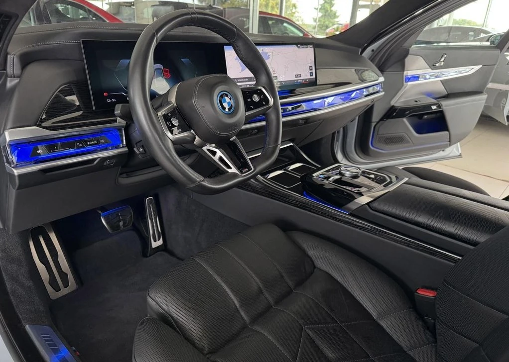 BMW i7 xDrive60 M-Sport, снимка 5 - Автомобили и джипове - 56358512