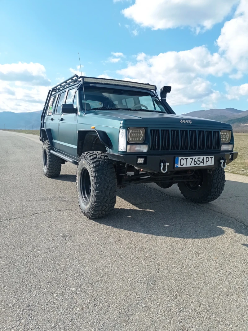 Jeep Cherokee 2.5 i, снимка 3 - Автомобили и джипове - 49129476