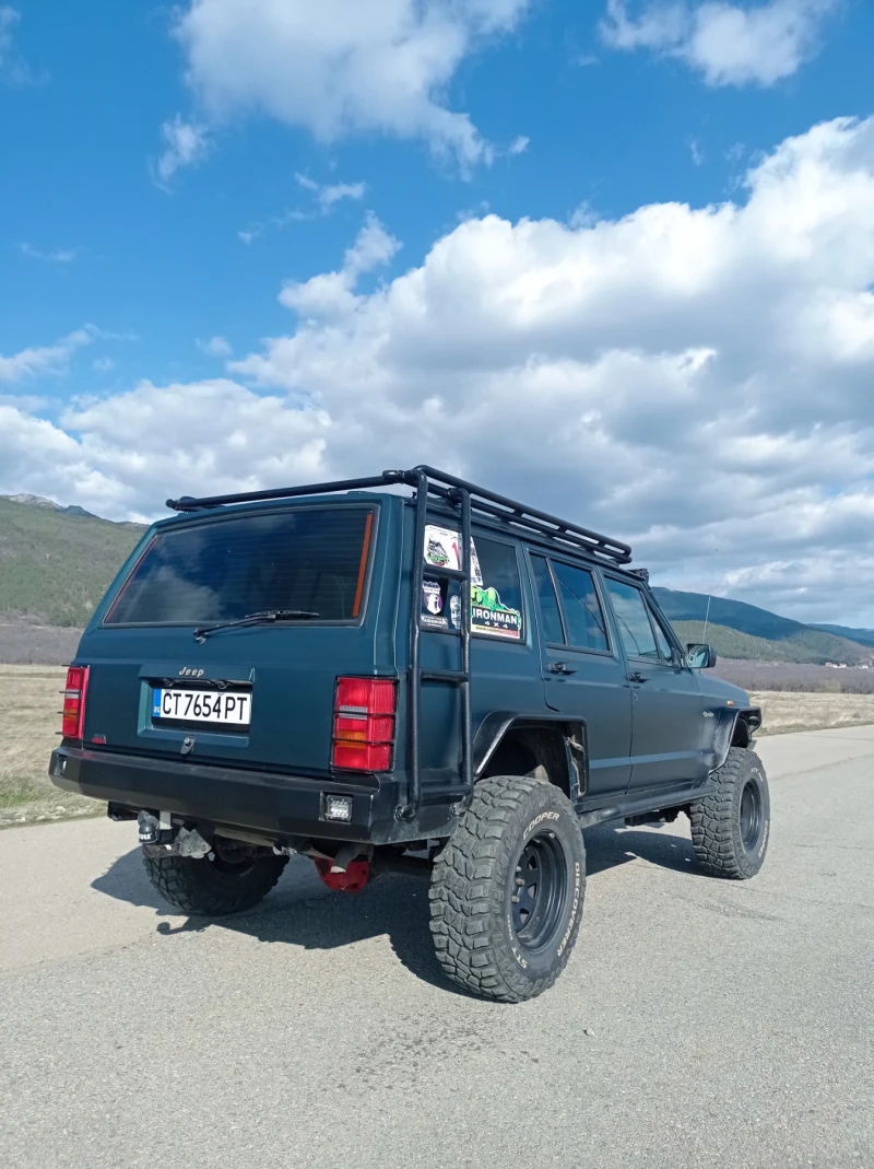 Jeep Cherokee 2.5 i, снимка 6 - Автомобили и джипове - 49129476