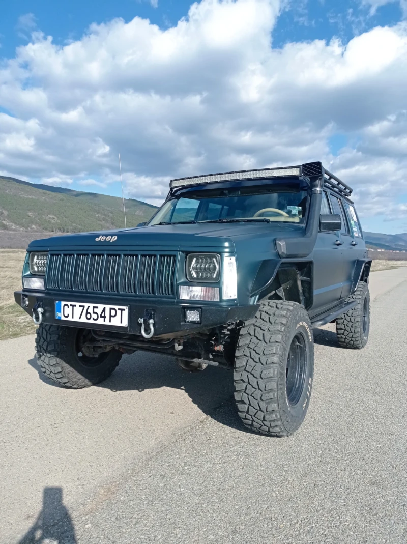 Jeep Cherokee 2.5 i, снимка 2 - Автомобили и джипове - 49129476