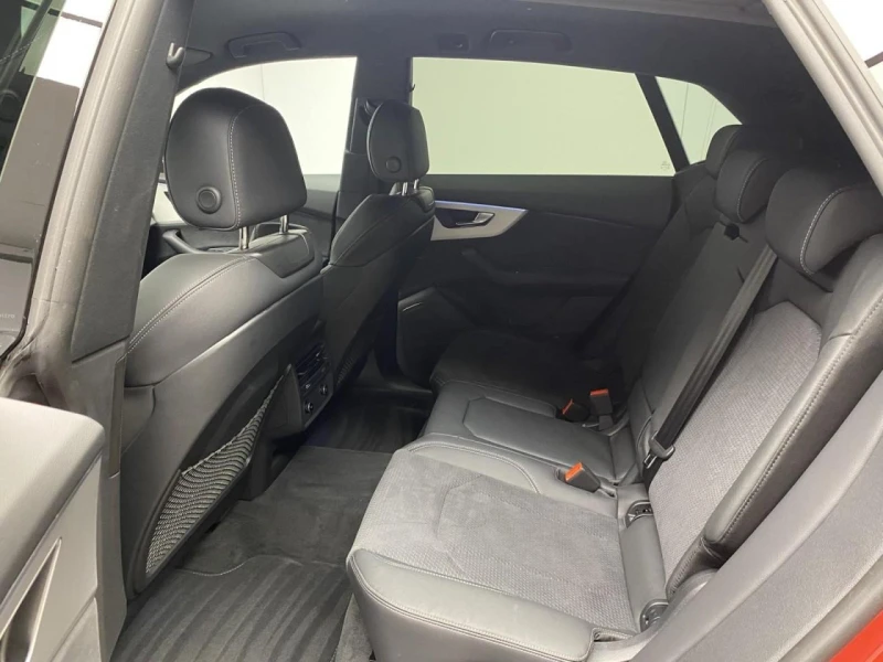 Audi Q8 55 TFSI/FACELIFT/S-LINE/QUATTRO/BLACK OPTIC/MATRIX, снимка 12 - Автомобили и джипове - 52308279