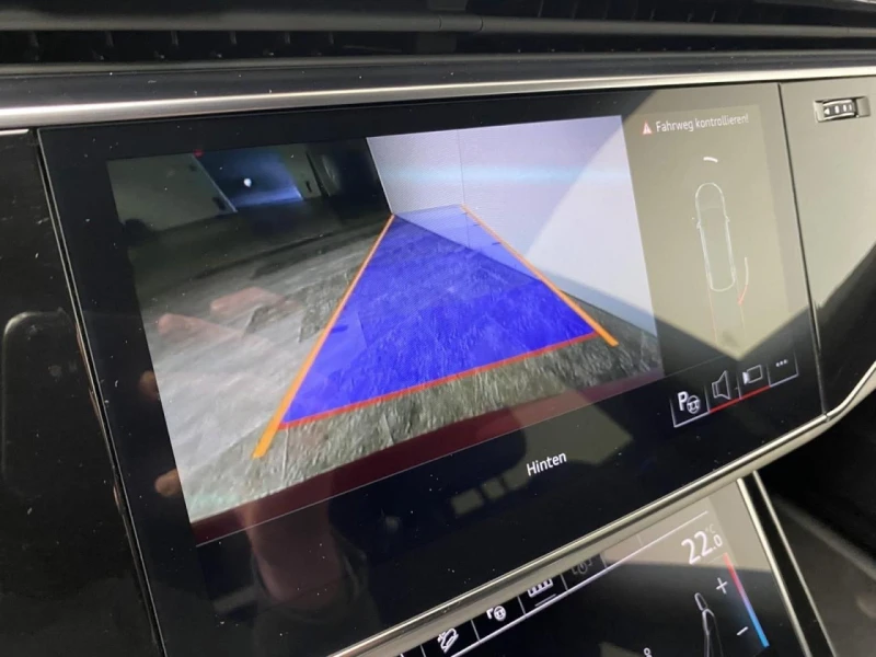 Audi Q8 55 TFSI/FACELIFT/S-LINE/QUATTRO/BLACK OPTIC/MATRIX, снимка 10 - Автомобили и джипове - 52308279