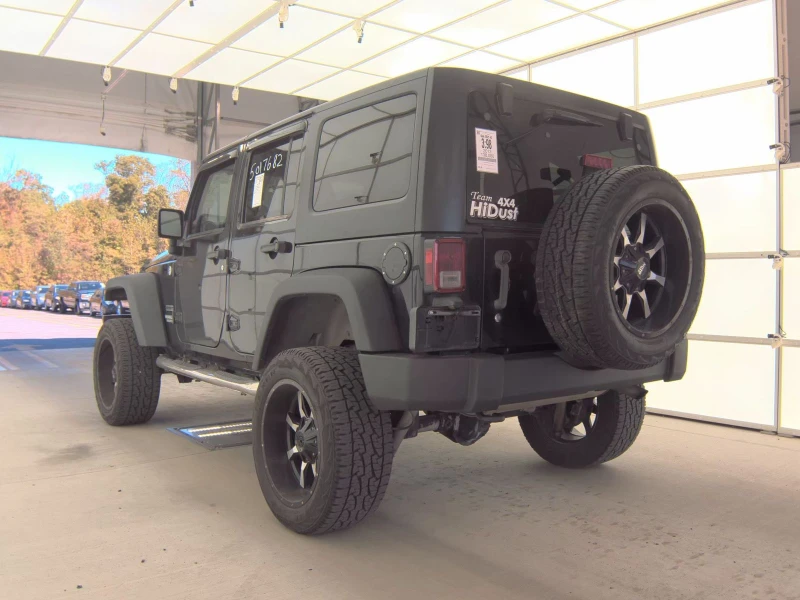 Jeep Wrangler, снимка 6 - Автомобили и джипове - 52404298