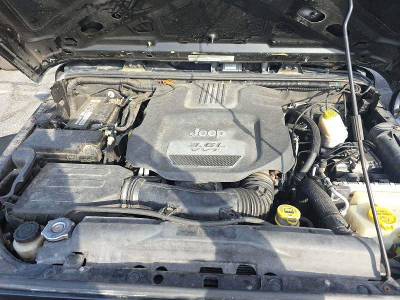 Jeep Wrangler, снимка 15 - Автомобили и джипове - 52404298