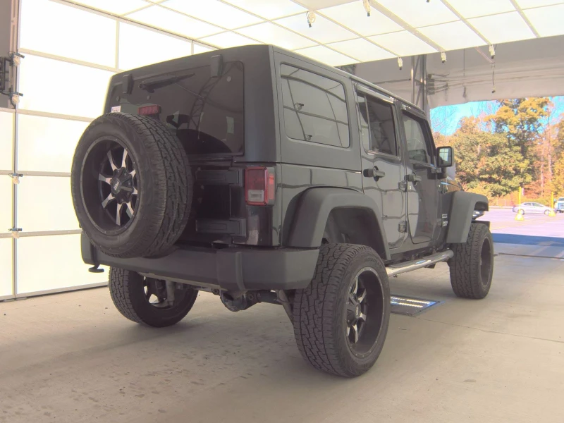 Jeep Wrangler, снимка 4 - Автомобили и джипове - 52404298