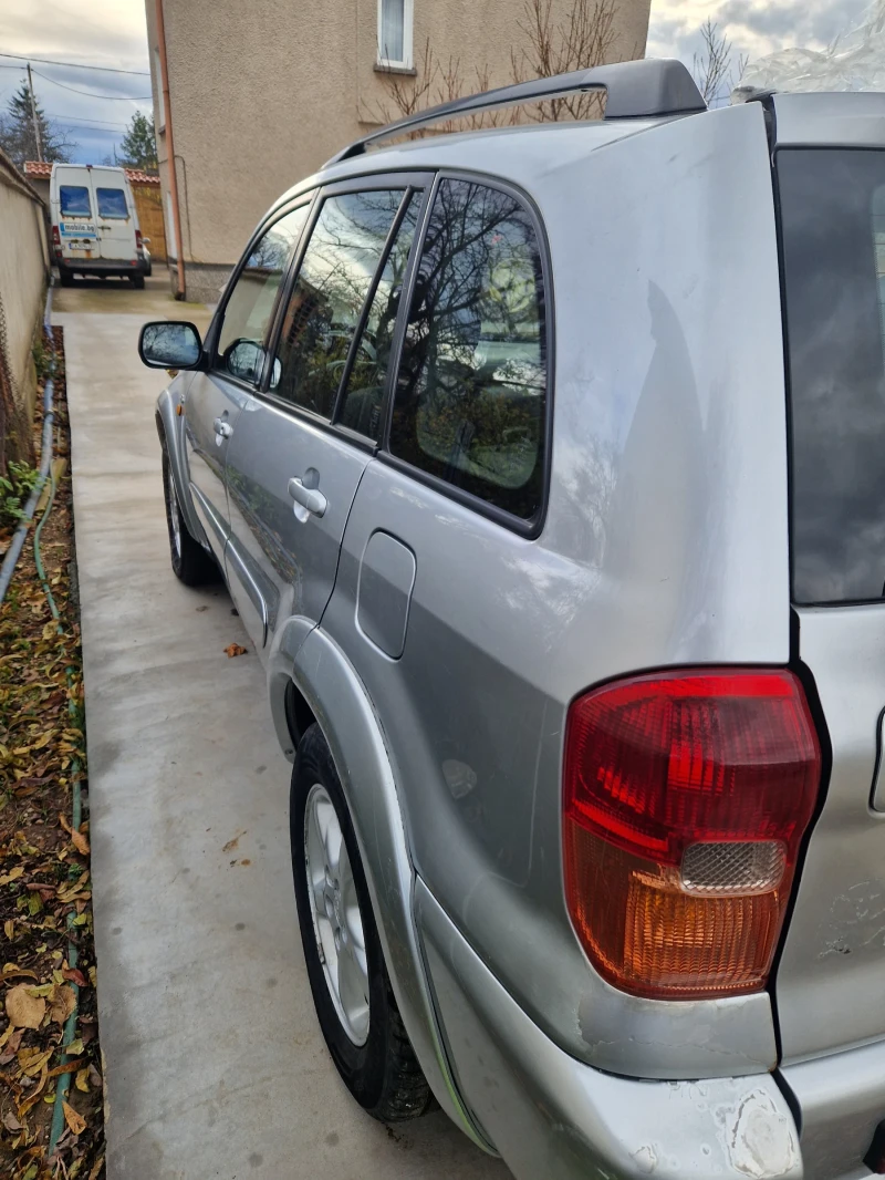 Toyota Rav4, снимка 12 - Автомобили и джипове - 52598273