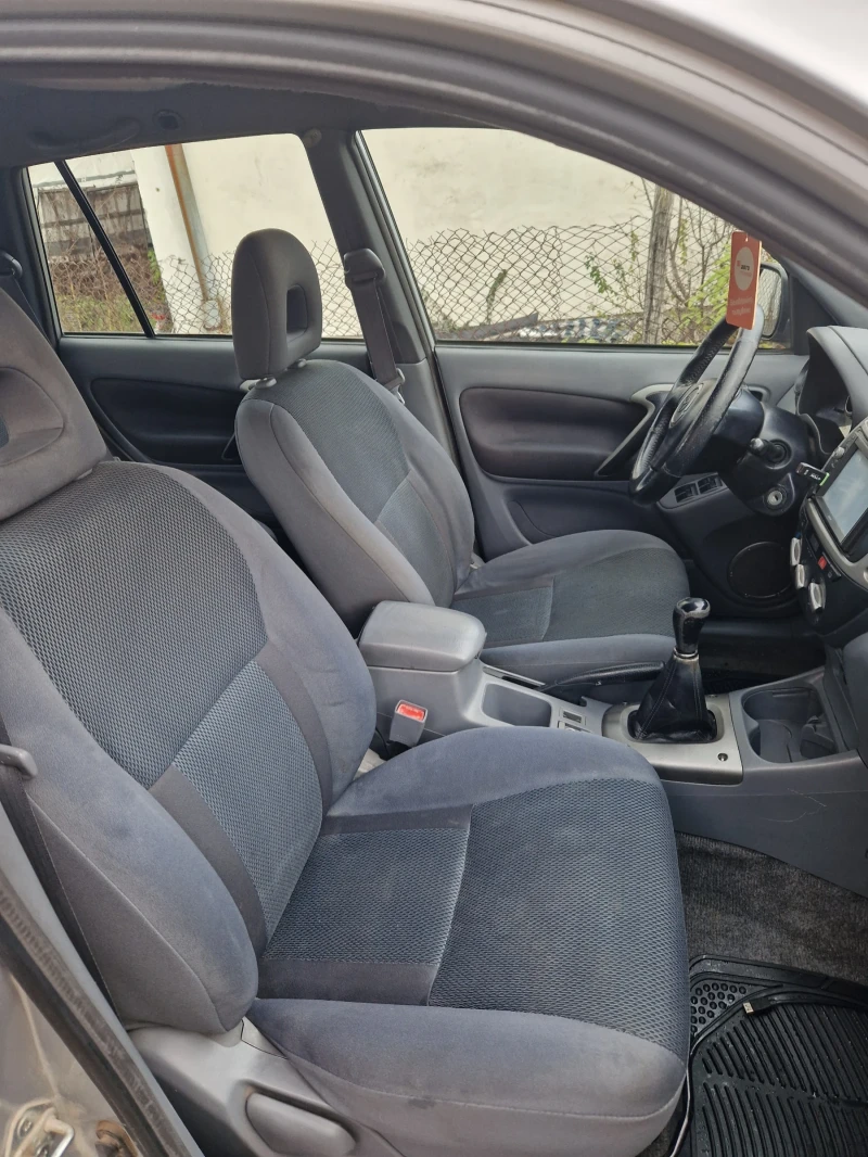 Toyota Rav4, снимка 9 - Автомобили и джипове - 52598273