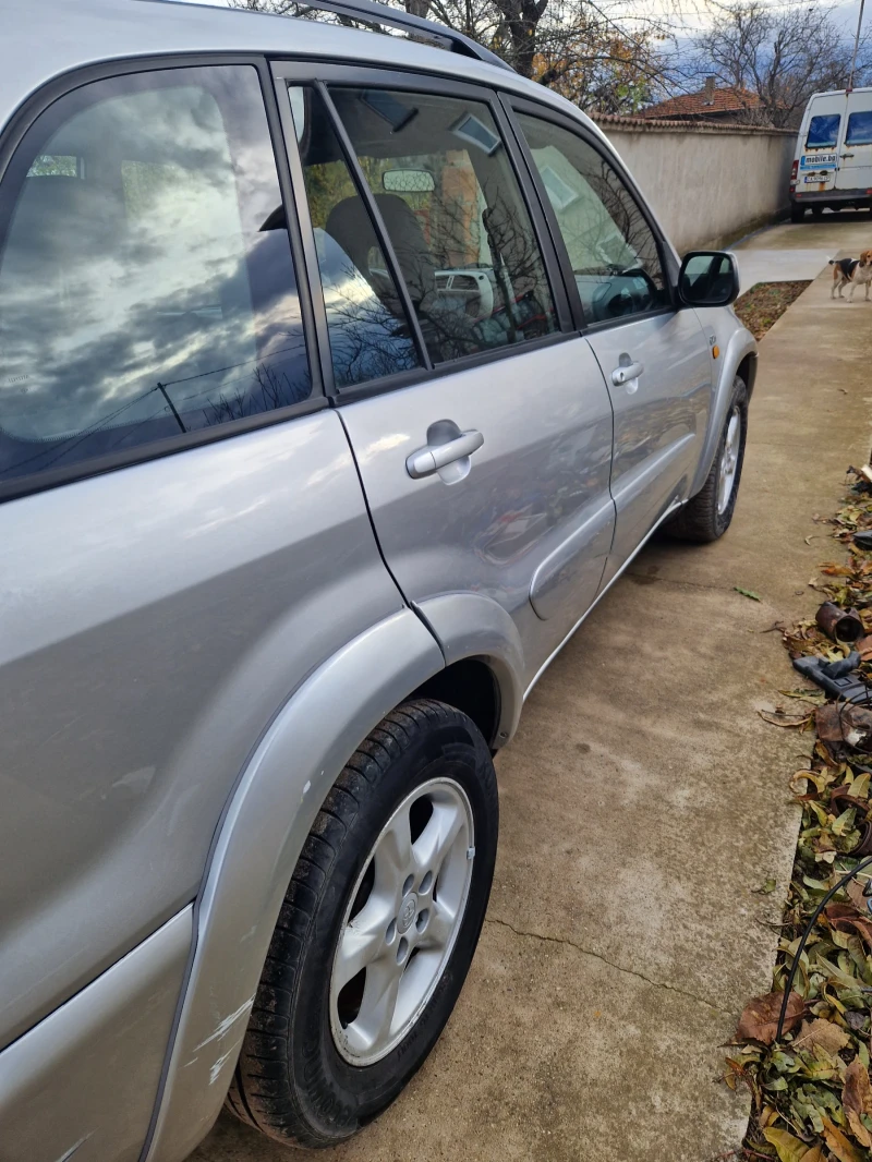 Toyota Rav4, снимка 13 - Автомобили и джипове - 52598273